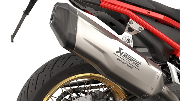 De F 900 GS van BMW Motorrad met Akrapovič-einddemper