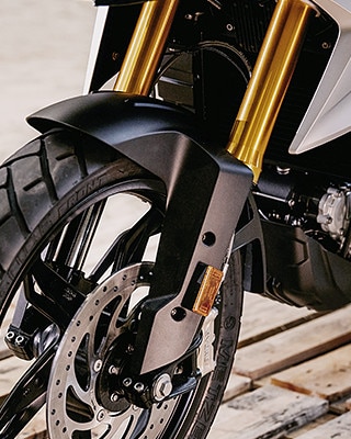 G 310 GS fourche Upside-Down dorée anodisée.
