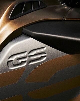 La BMW R 1250 GS Adventure et son réservoir de carburant de 30 litres
