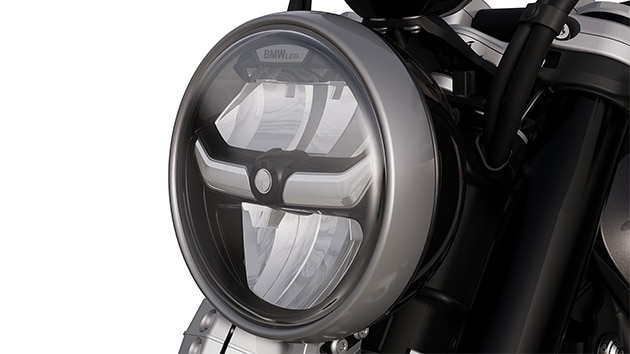 The R 12 from BMW Motorrad with LED headlights and daytime running light