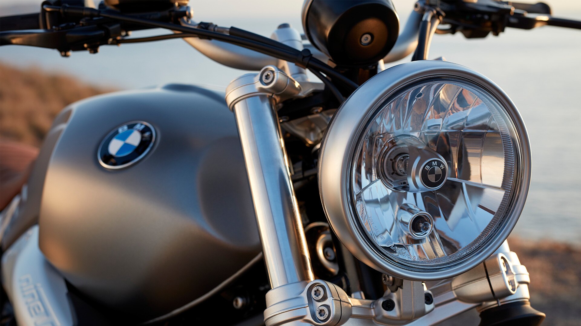 R nineT Scrambler phare circulaire