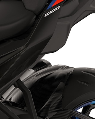 De carbon onderdelen van het M Competition pakket van de M 1000 XR van BMW Motorrad