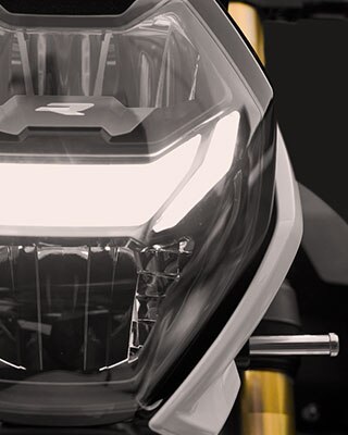 Wir sehen die M Carbonräder der S 1000 R.