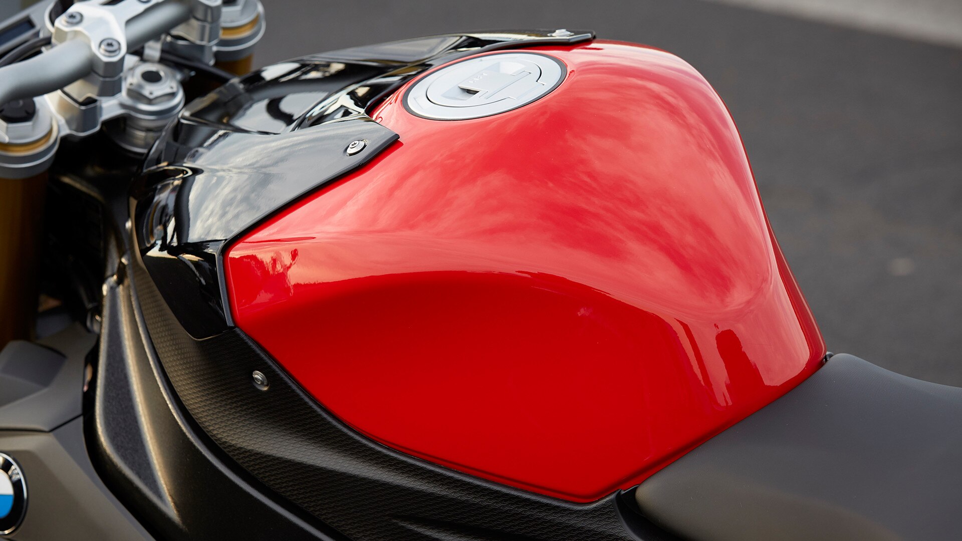 S 1000 R Réservoir en aluminium léger