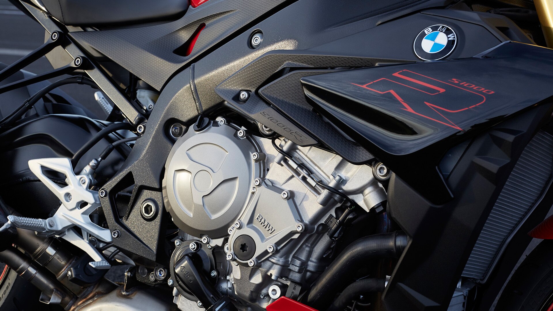 S 1000 R Habillage latéral réduit