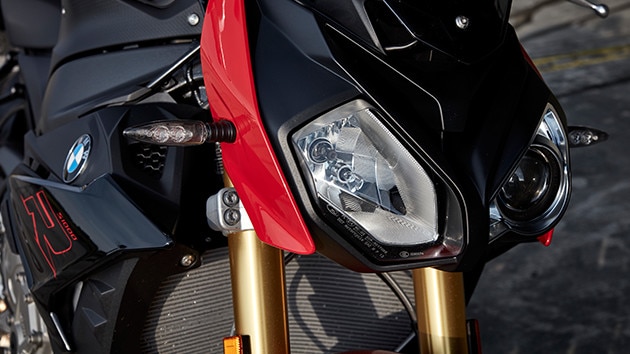 S 1000 R : look affûté.