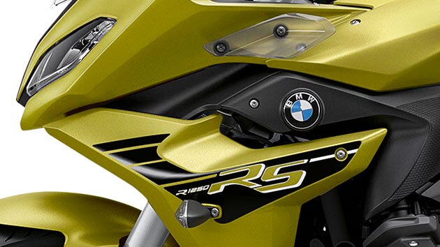 La R 1250 RS Style Sport couleur Austin yellow metallic matt.