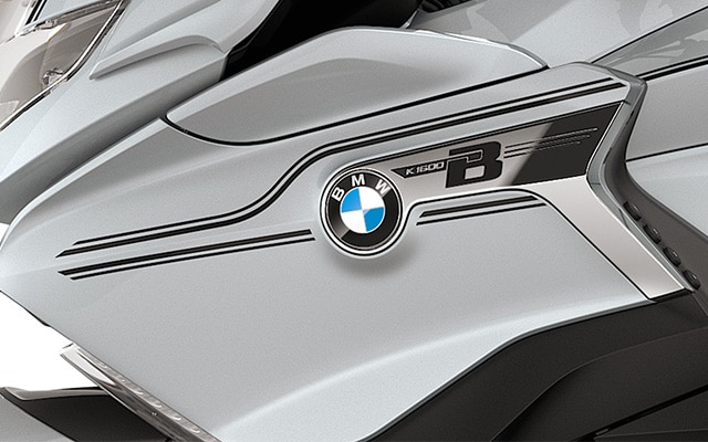 The Ionic Silver metallic paintwork