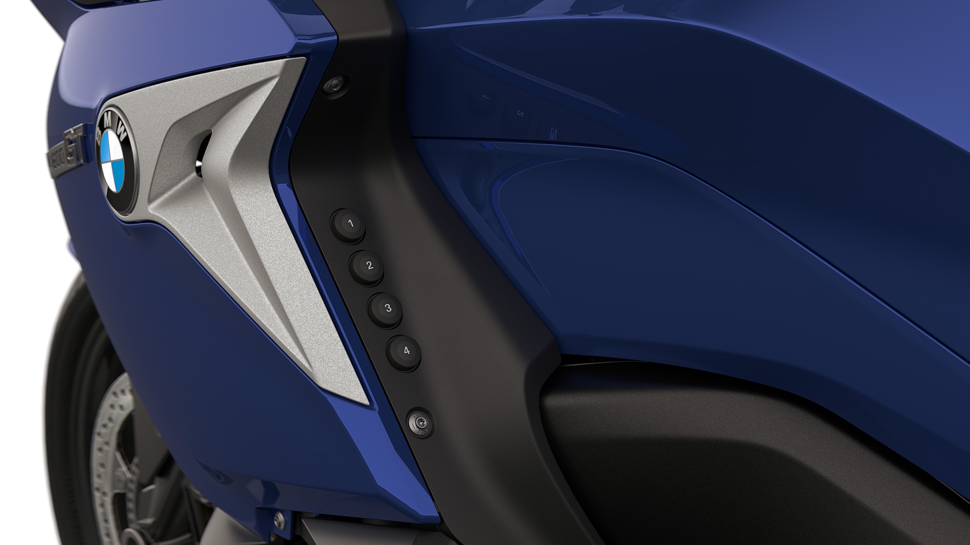 Focus on the four numbered Favourites buttons.